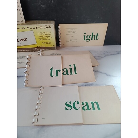 The New Phonetic Word Drill Cards 1965 - Picture 3 of 10